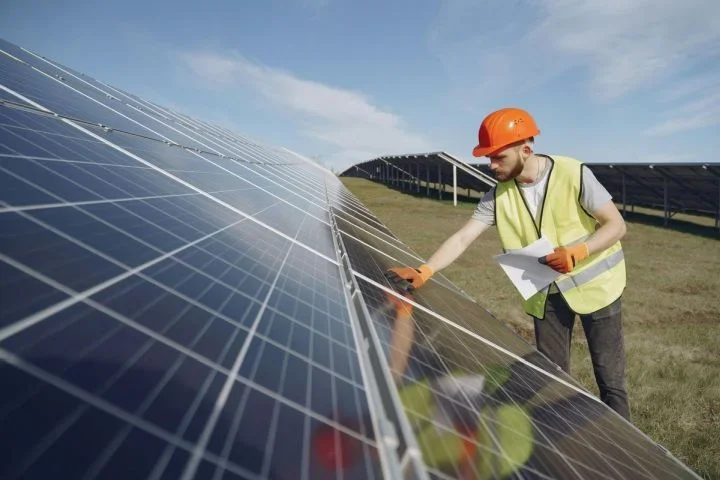 Serwis farm PV – dlaczego warto o nim pamiętać?