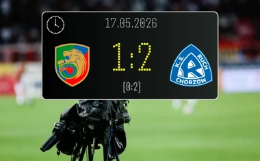 [PIŁKA NOŻNA] Miedź Legnica – Ruch Chorzów 1:2 w Betclic 1. lidze – goście bliżej baraży
