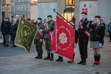 Grafika promocyjna wydarzenia Uroczystość ślubowania uczniów klasy mundurowej OPW II LO w Chorzowie