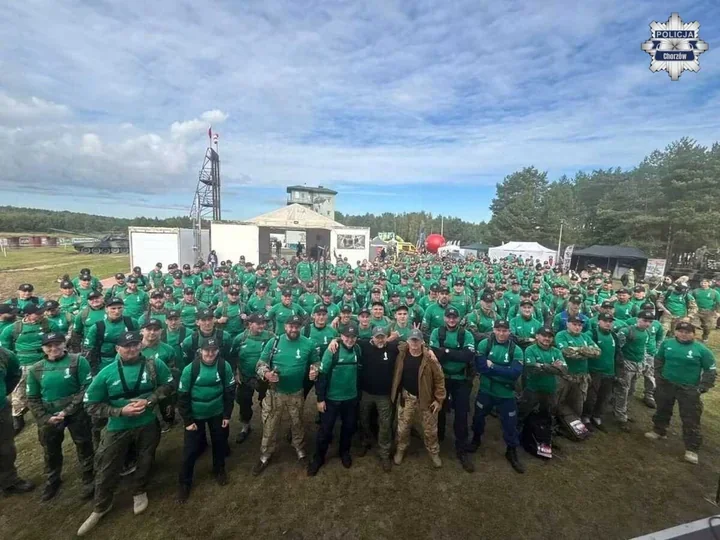 Policjanci z Chorzowa zmierzyli się z trasą byłego poligonu GROM